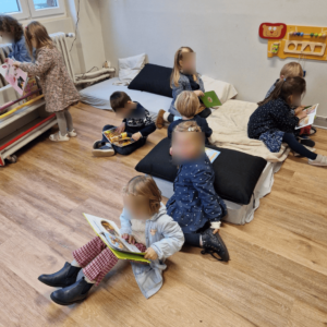 Lire la suite à propos de l’article Les enfants apprécient le nouvel aménagement de la garderie.